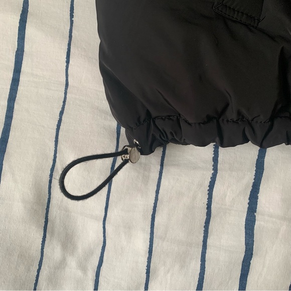 H&M Black Puffer - Picture 6 of 7